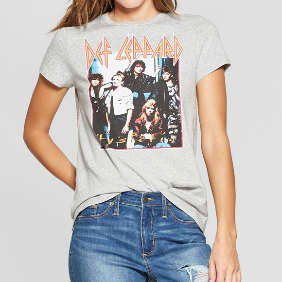 Junk Food Clothing Tops - Junk Food Def Leppard Vintage Style Band Tee